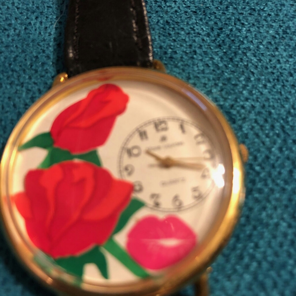 Leather band ladies watch